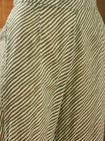 Green Pure Cotton V-Neck Kurta Set For Women - SanskrutiHomes