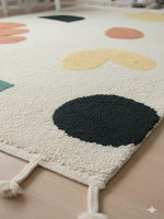 White Abstract Print Cotton Tufted Tassels Rug - SanskrutiHomes