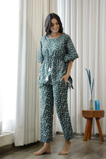 Green & White Printed Cotton Kaftan set - SanskrutiHomes