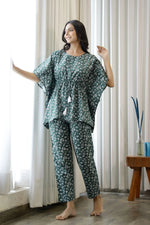 Green & White Printed Cotton Kaftan set - SanskrutiHomes