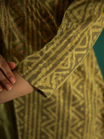 Green Geometric Printed V-Neck Kurta Set for Women - SanskrutiHomes