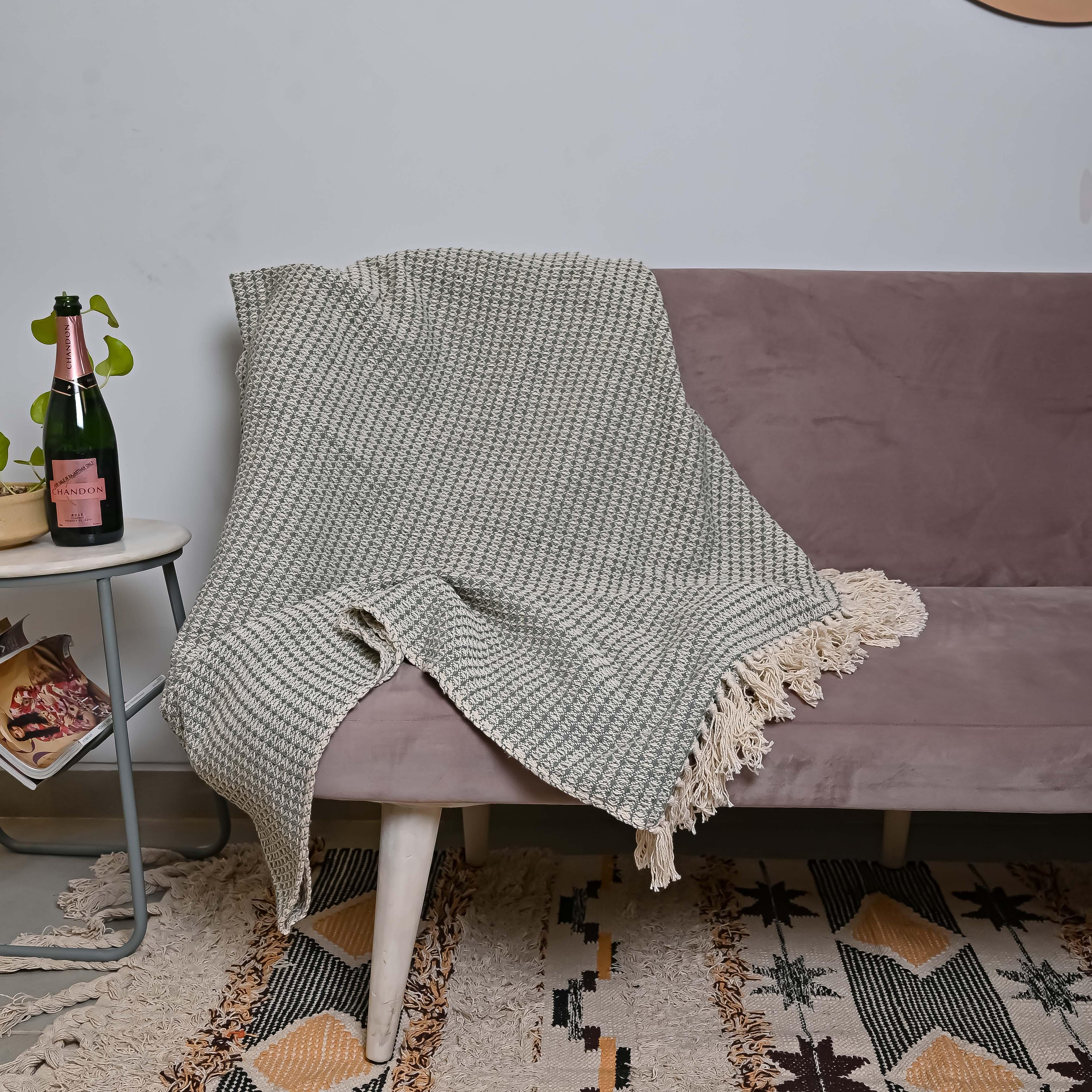 Green Cotton Throw - SanskrutiHomes 