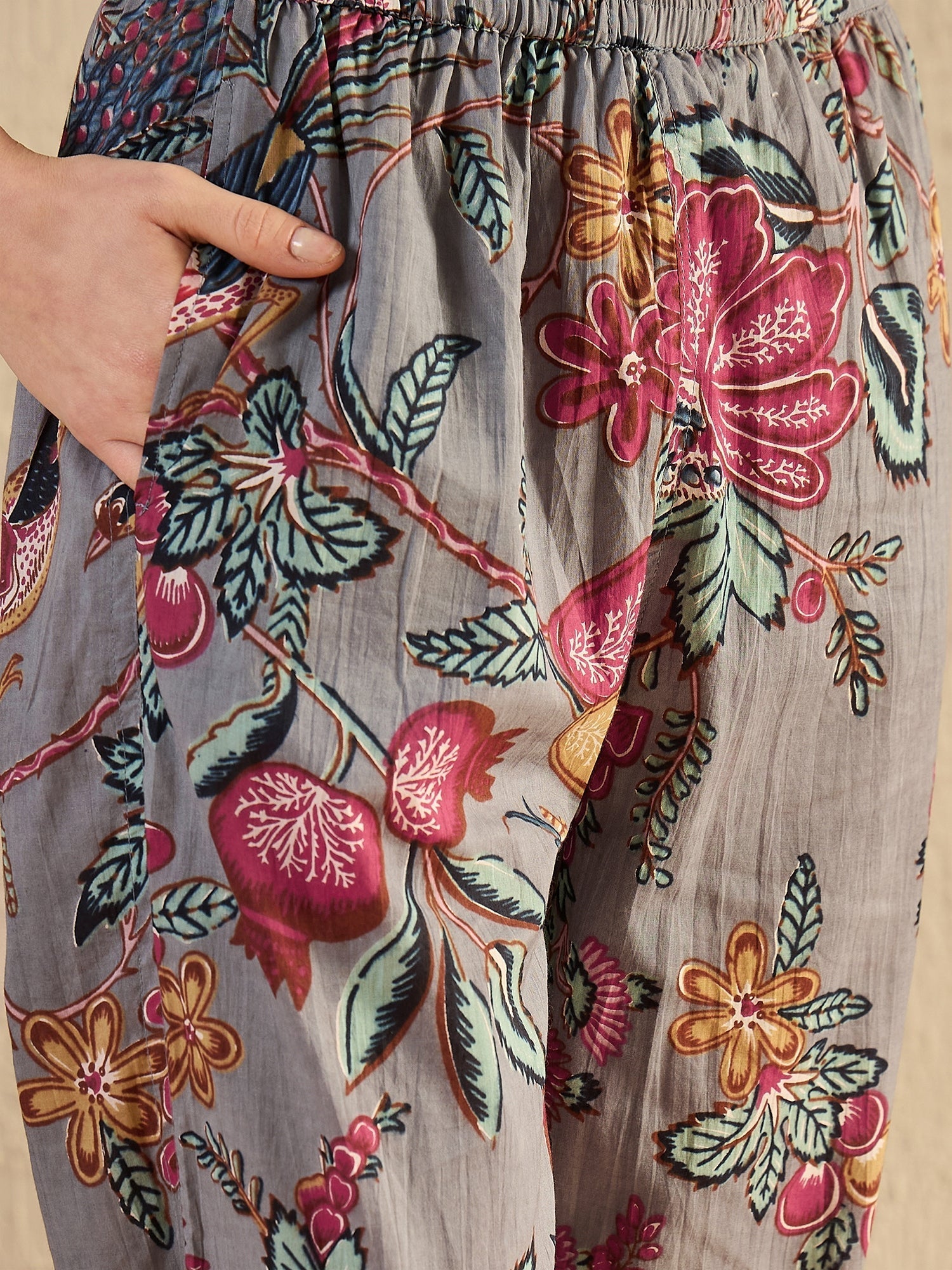 Women Floral Printed Beige Night Suit Set - SanskrutiHomes 