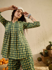 Women Abstract Printed Green Night Suit Set - SanskrutiHomes 