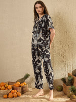 Women Animal Printed Black Night Suit Set - SanskrutiHomes 