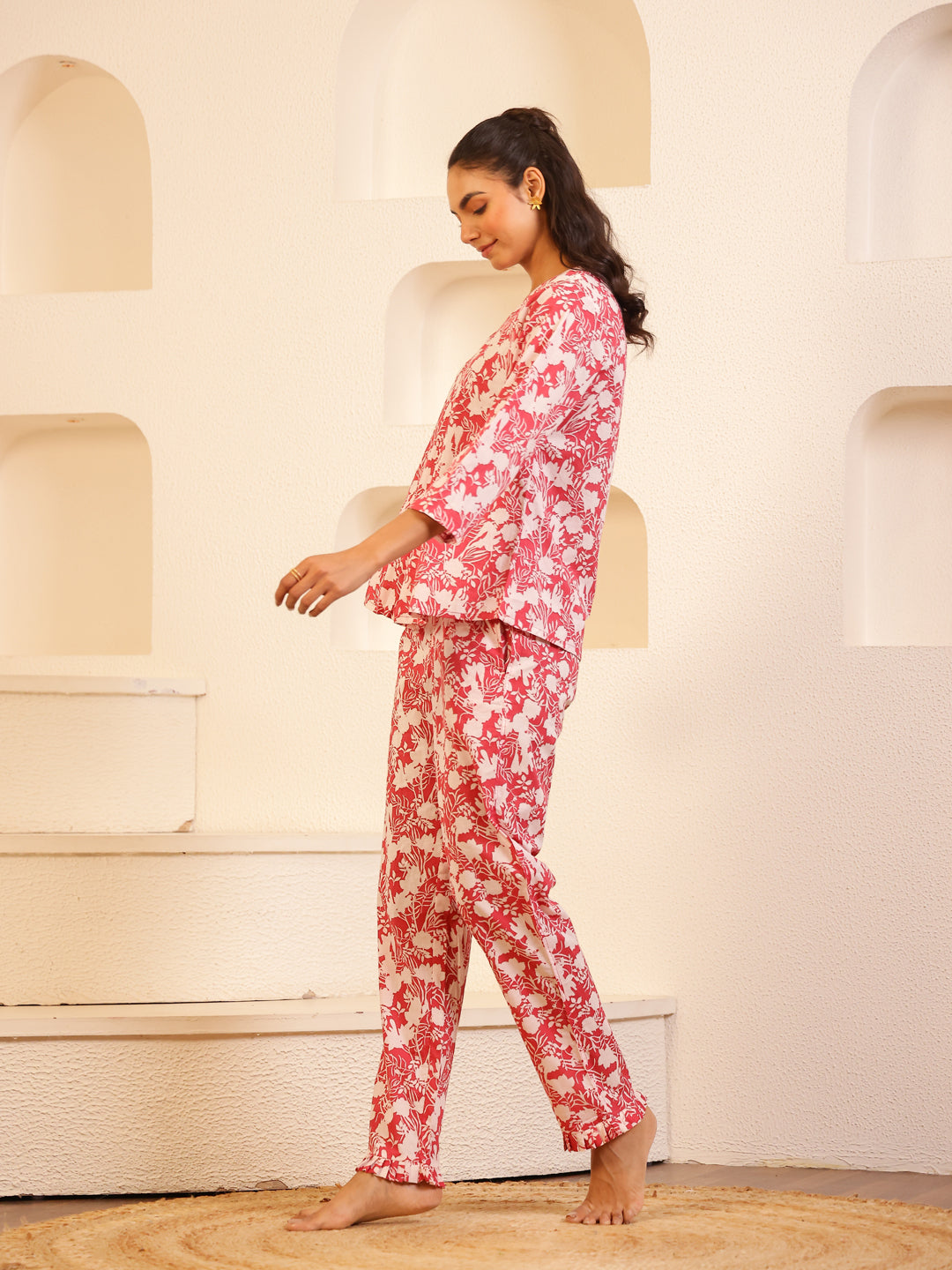 Pink Color Floral Printed Pure Cotton Night Suit - SanskrutiHomes 