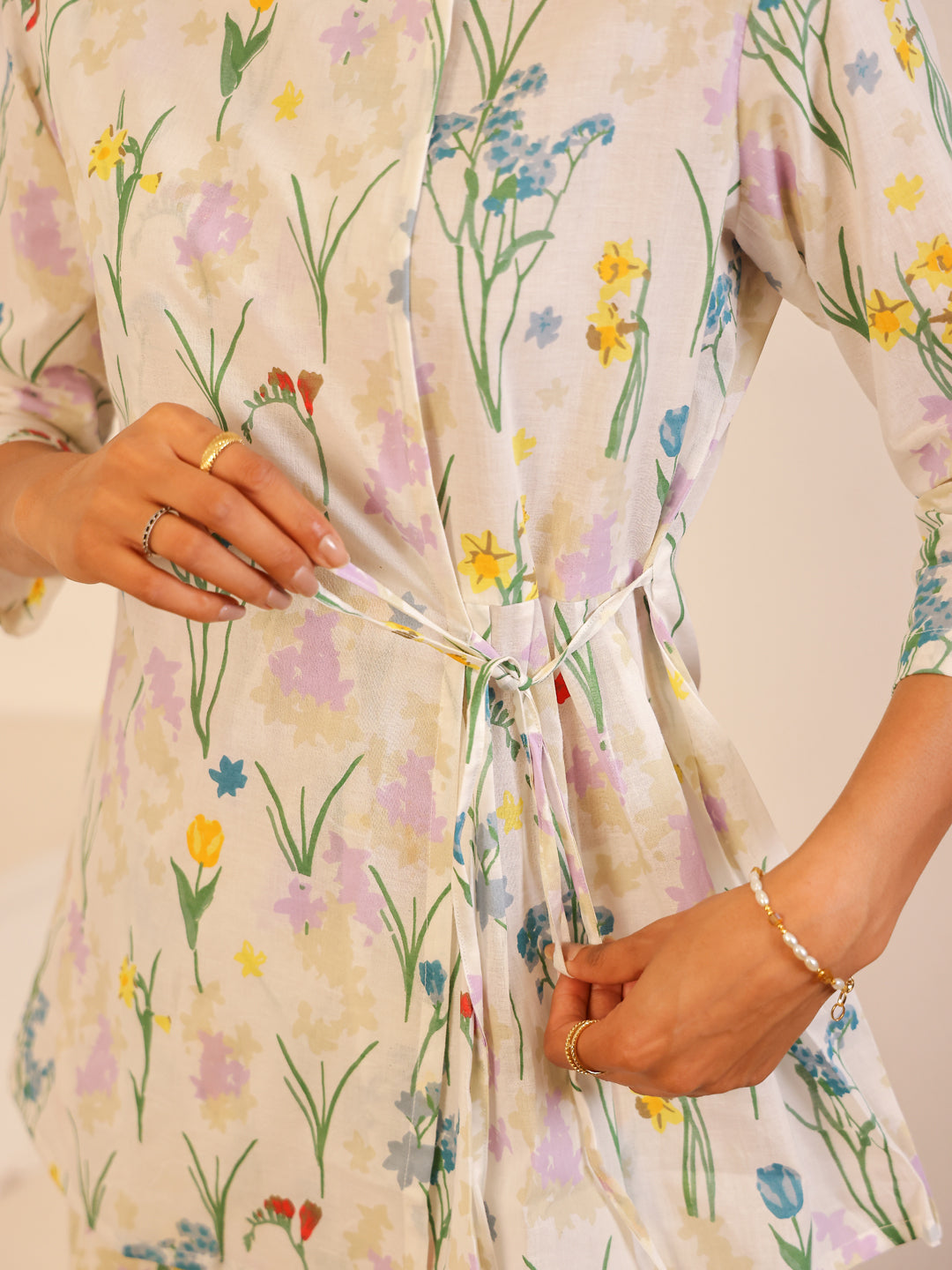 White Round Neck Pure Cotton Printed Co-ords Set for Women - SanskrutiHomes 