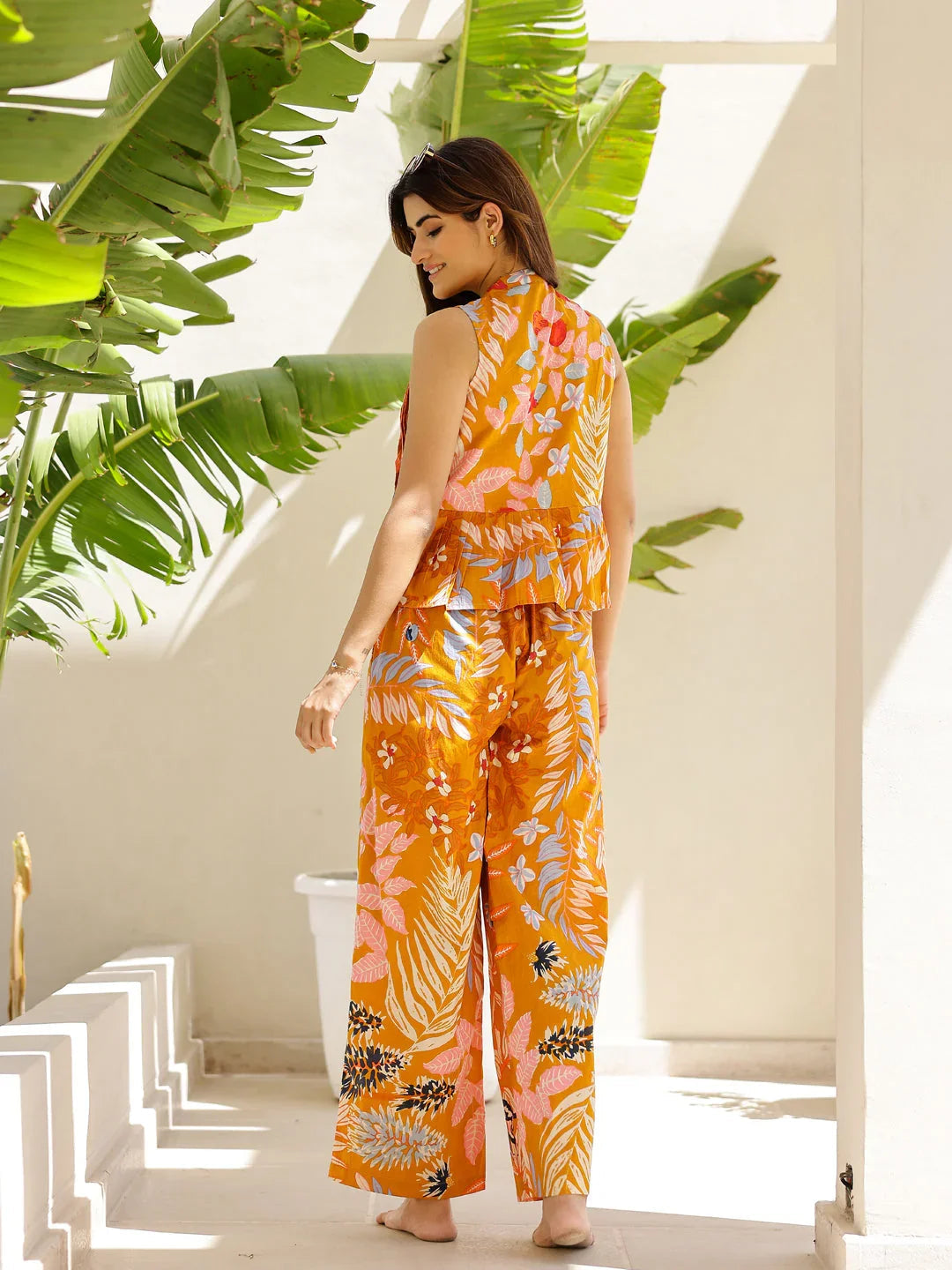 Printed sleeveless co-ord set - SanskrutiHomes 