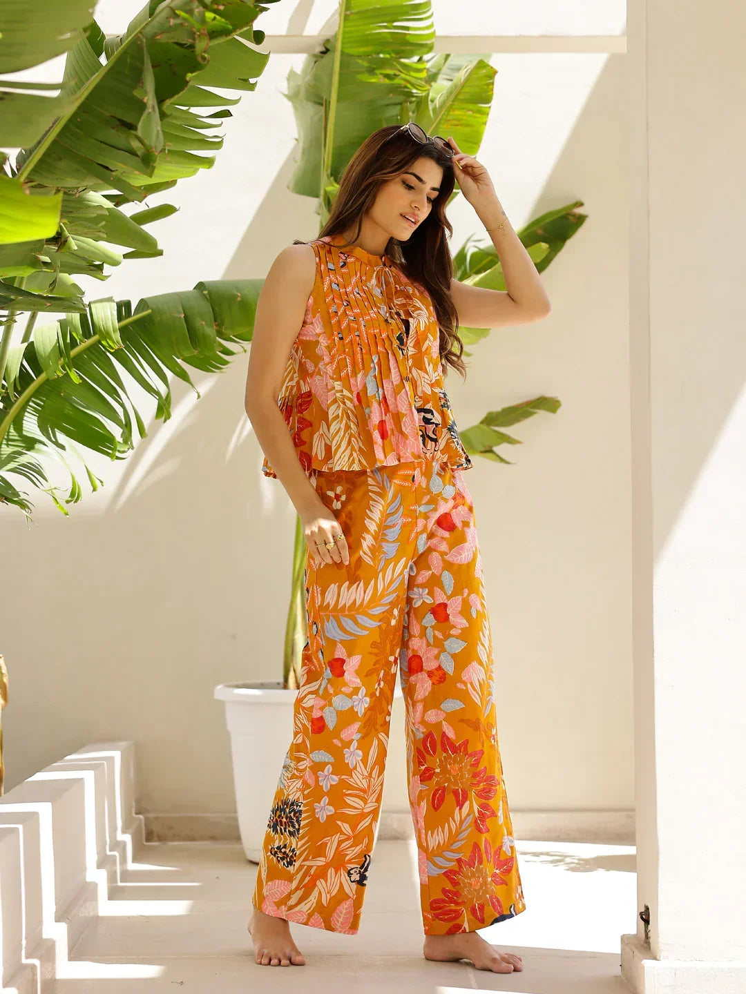 Printed sleeveless co-ord set - SanskrutiHomes 