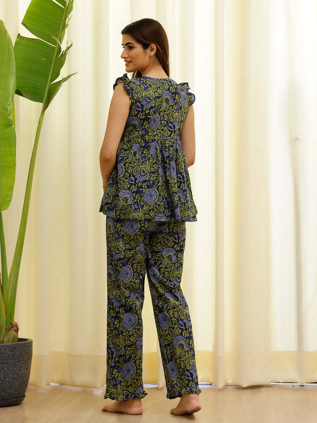 Green & Navy Blue Cut Sleeves Loungewear Set - SanskrutiHomes 