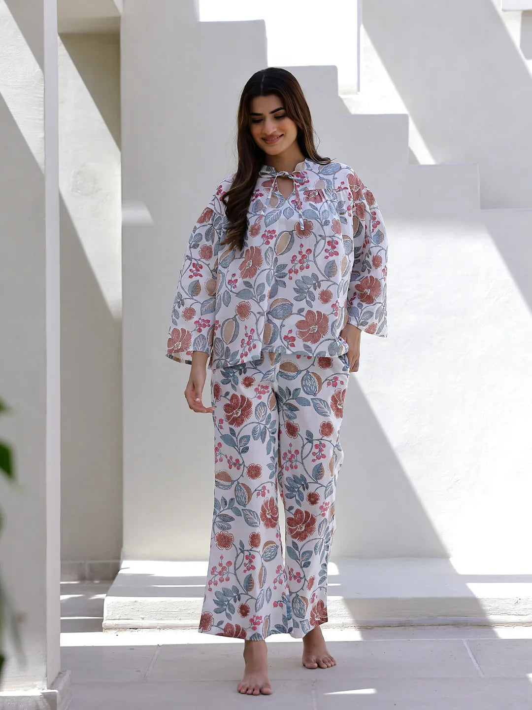 Women Flower Printed Full Sleeves Night Suit - SanskrutiHomes 