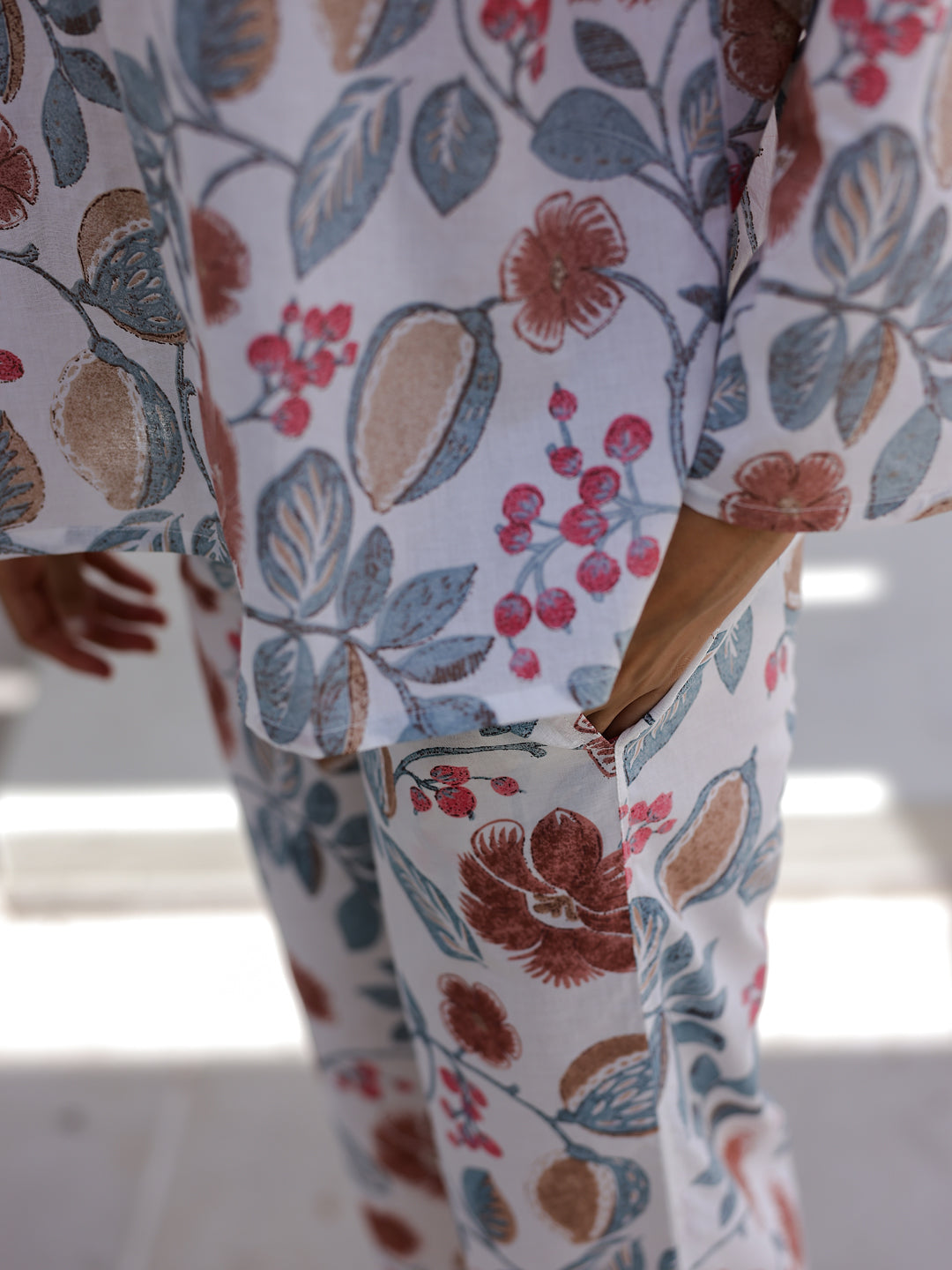 Women Flower Printed Full Sleeves Night Suit - SanskrutiHomes 