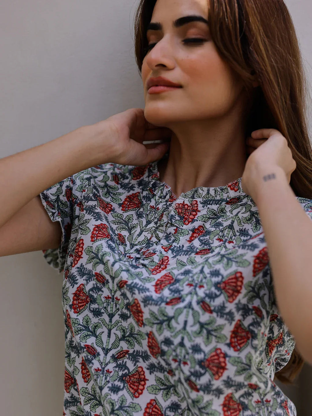 Floral Printed Pure Cotton Night Suit for Women - SanskrutiHomes 