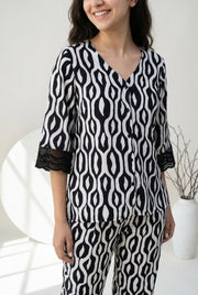 Black V-Neck Geometric Print Cotton Night Suit For Women