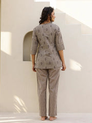 Printed Pure Cotton Night suit - SanskrutiHomes 