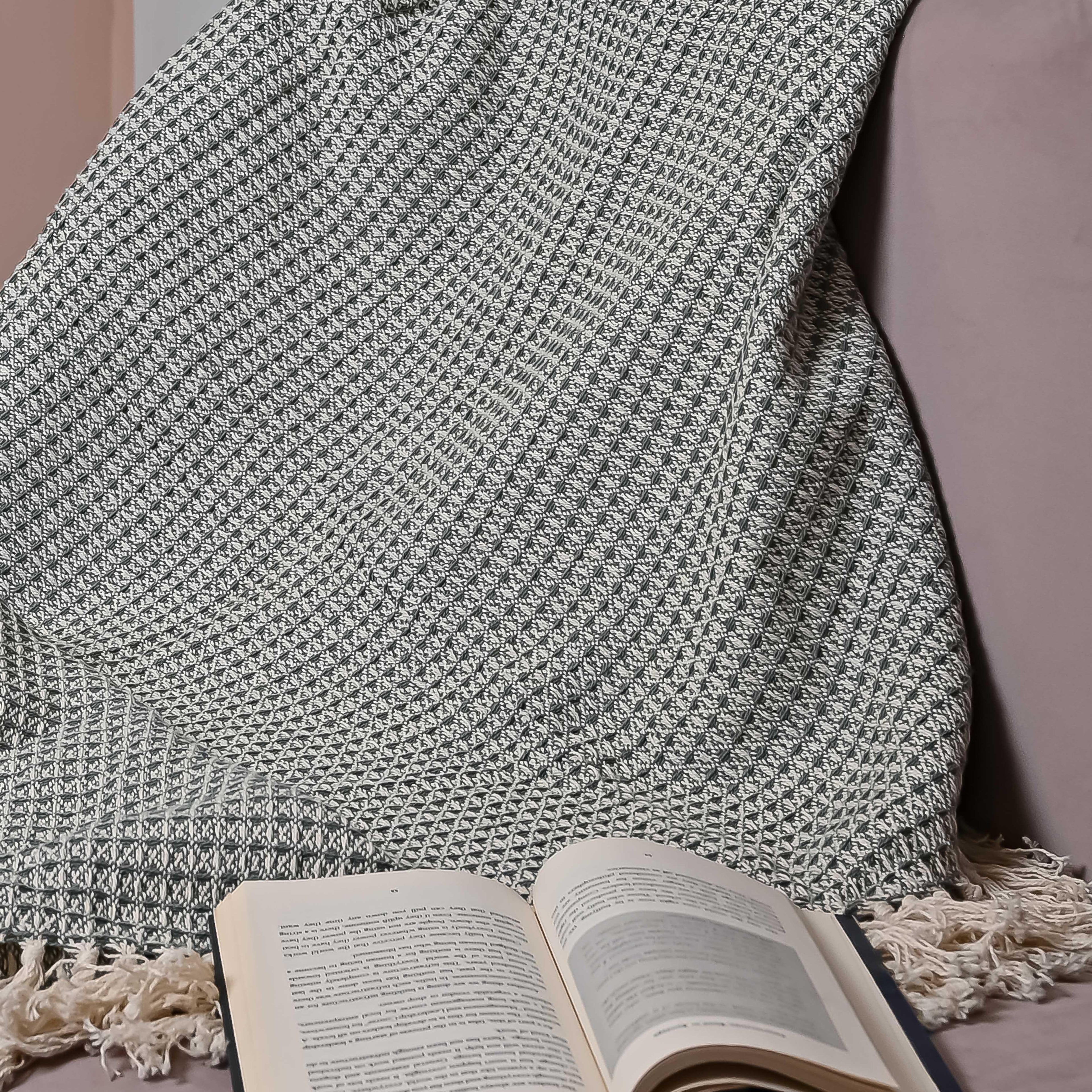 Green Cotton Throw - SanskrutiHomes 