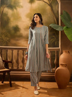 Green Viscose Rayon Round Neck Kurta Set For Women - SanskrutiHomes 