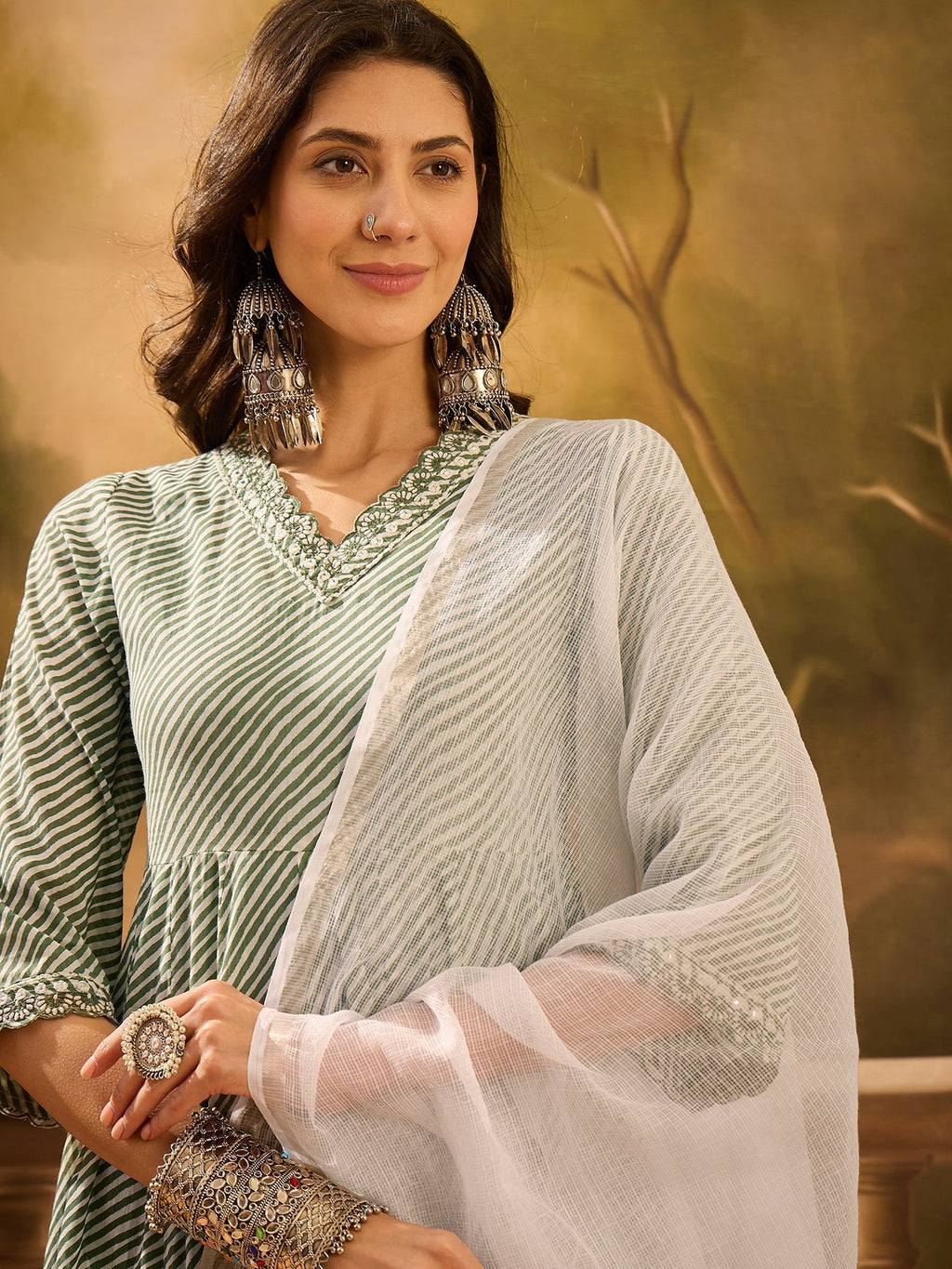 Green Pure Cotton V-Neck Kurta Set For Women - SanskrutiHomes 