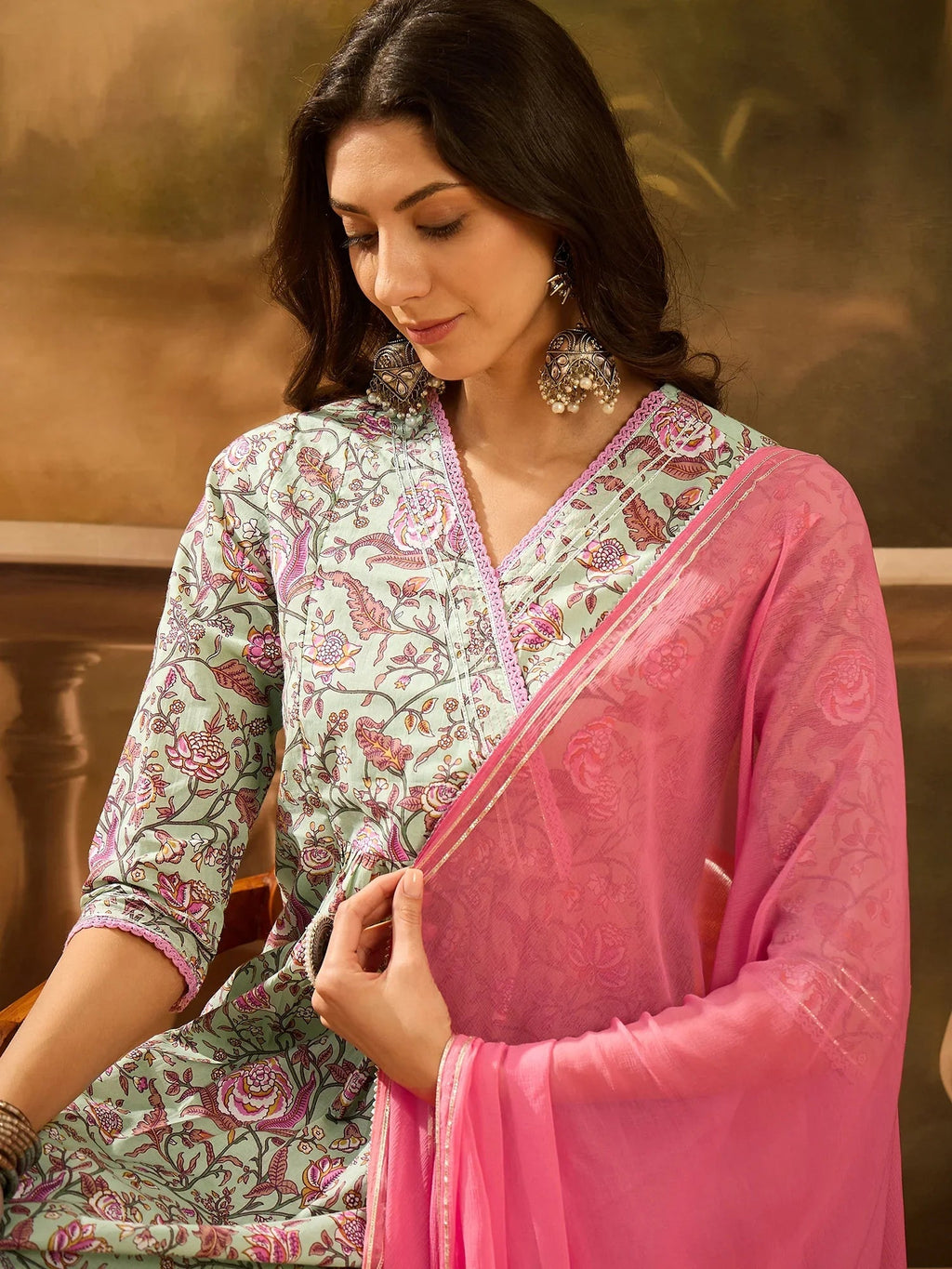 Green Pure Cotton V-Neck Kurta Set For Women - SanskrutiHomes 