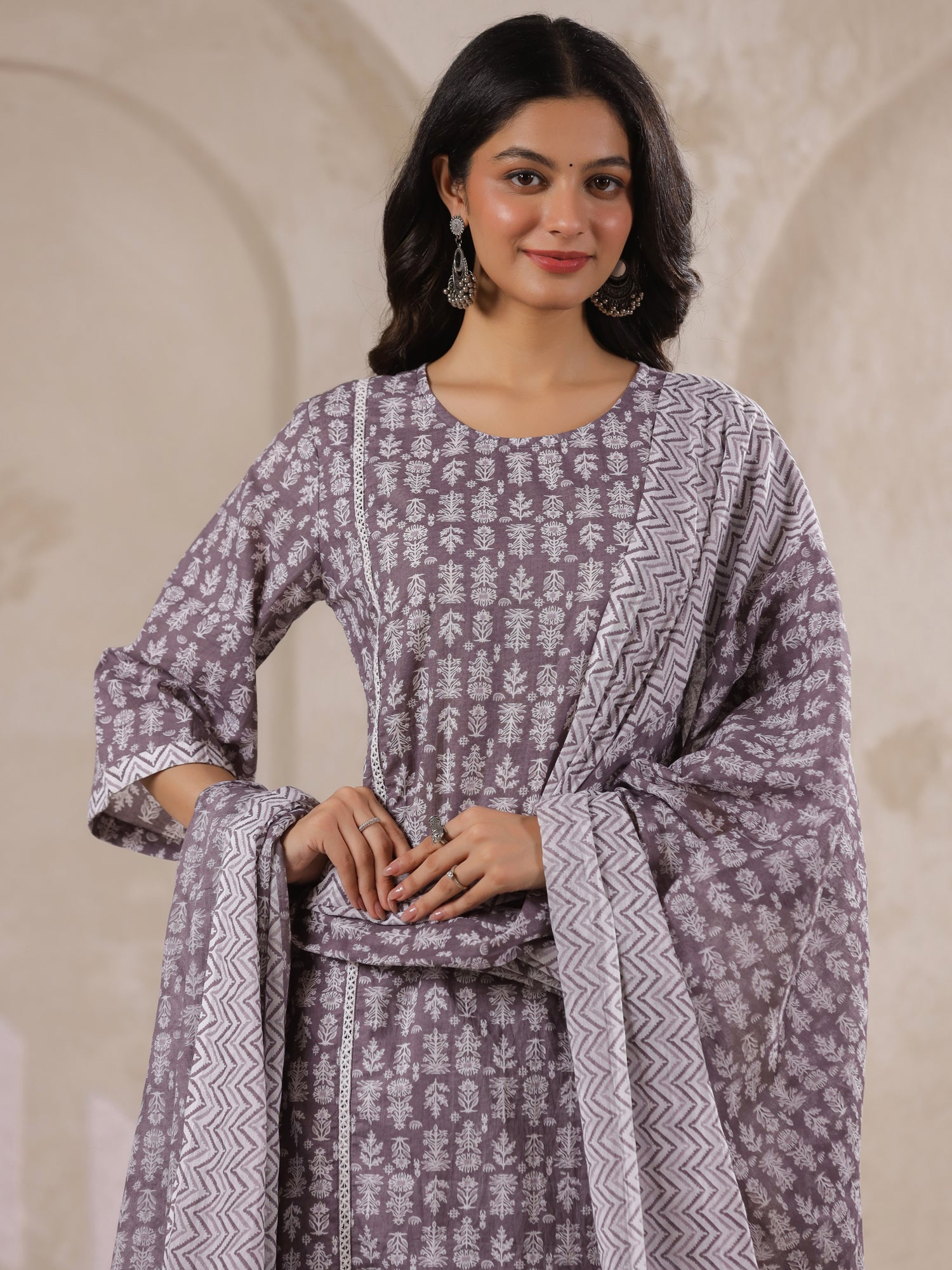 Grey Flower Printed Round Neck Cotton Kurta Set With Dupatta - SanskrutiHomes 