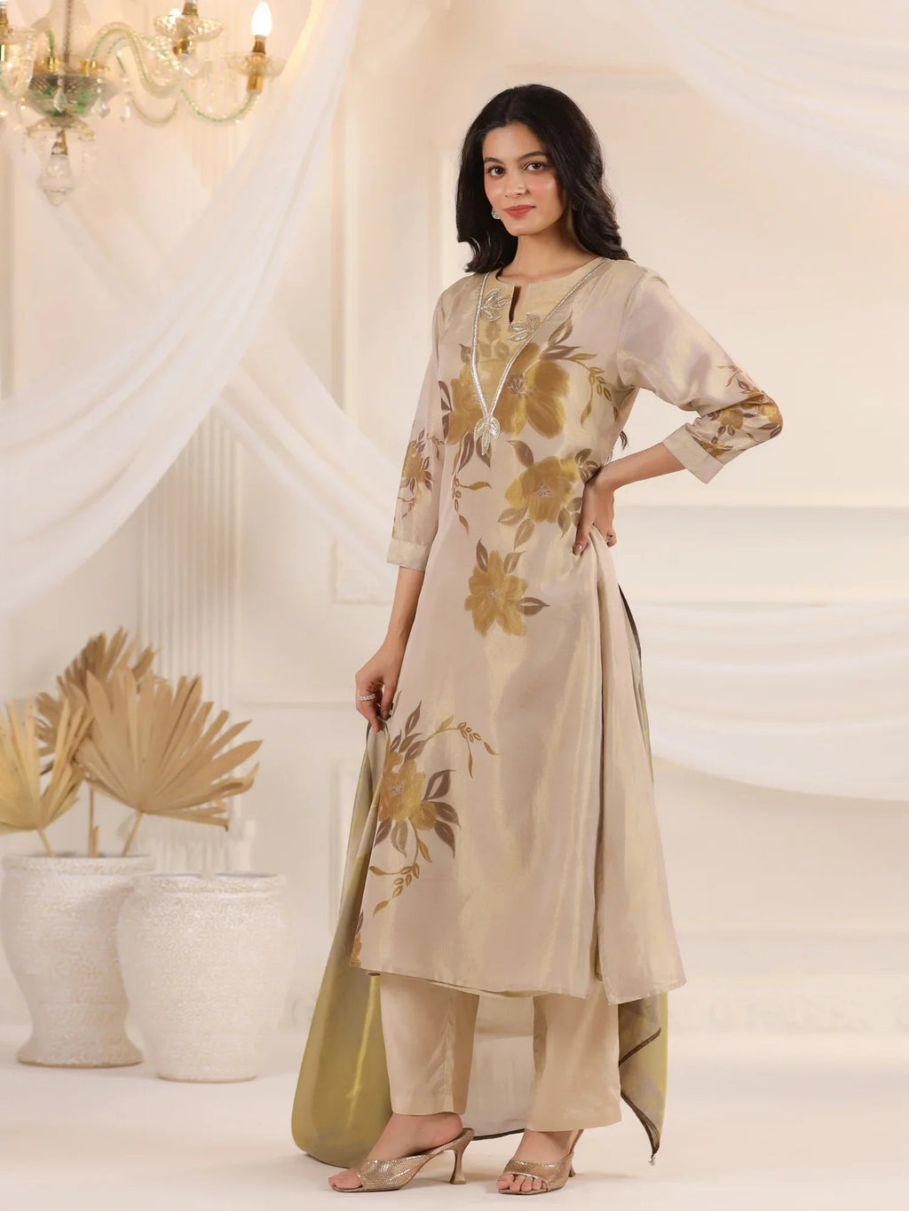 Cream V-Neck Floral Printed Tissue Kurta Set With Dupatta - SanskrutiHomes 