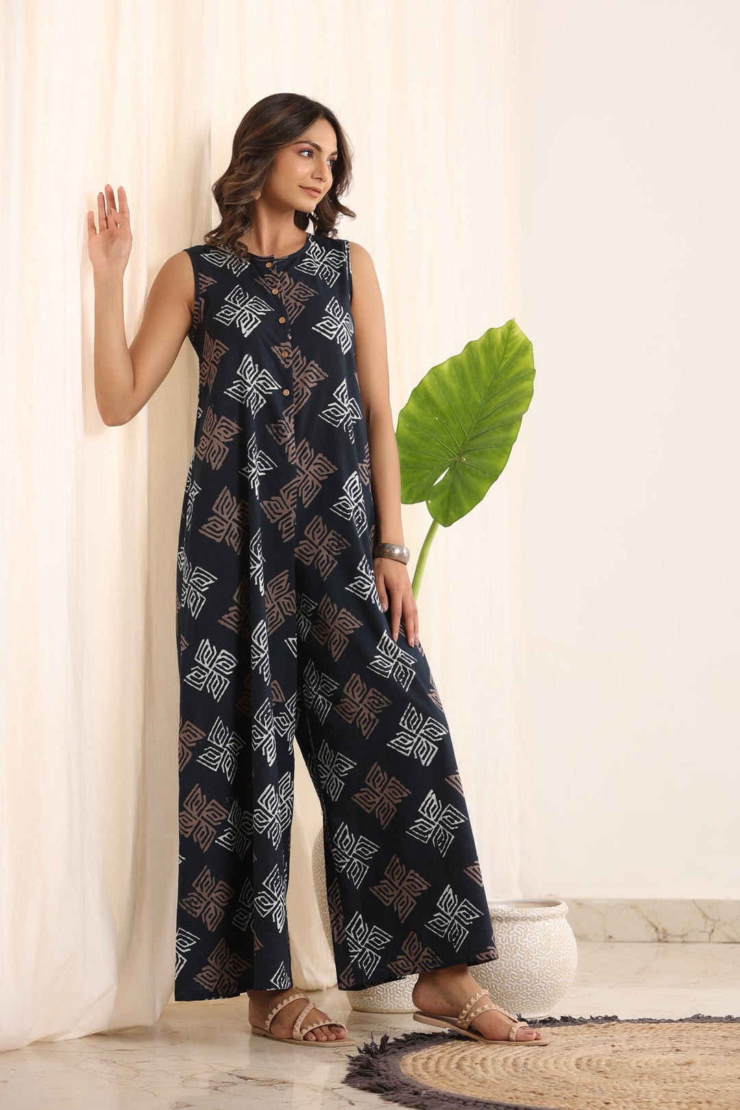 Black Round Neck Ethnic Motifs Cotton Jumsuit For Women