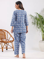 Blue tulip print Cotton Night Suit - SanskrutiHomes 