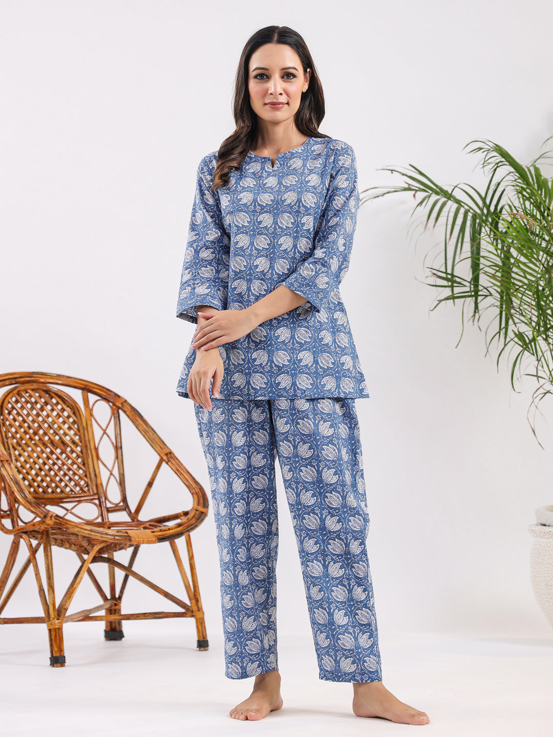Blue Tulip Print Cotton Night Suit