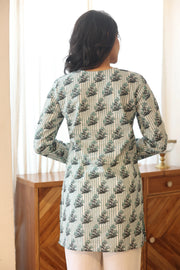 Green Floral Print Cotton V-Neck Top For Women