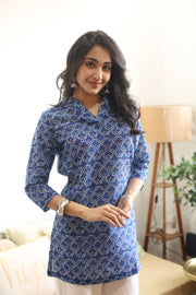 Blue Geometric Print Cotton V-Neck Top for Women - SanskrutiHomes 