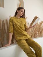 Yellow Round Neck Pure Cotton Printed Night Suit for Women - SanskrutiHomes 
