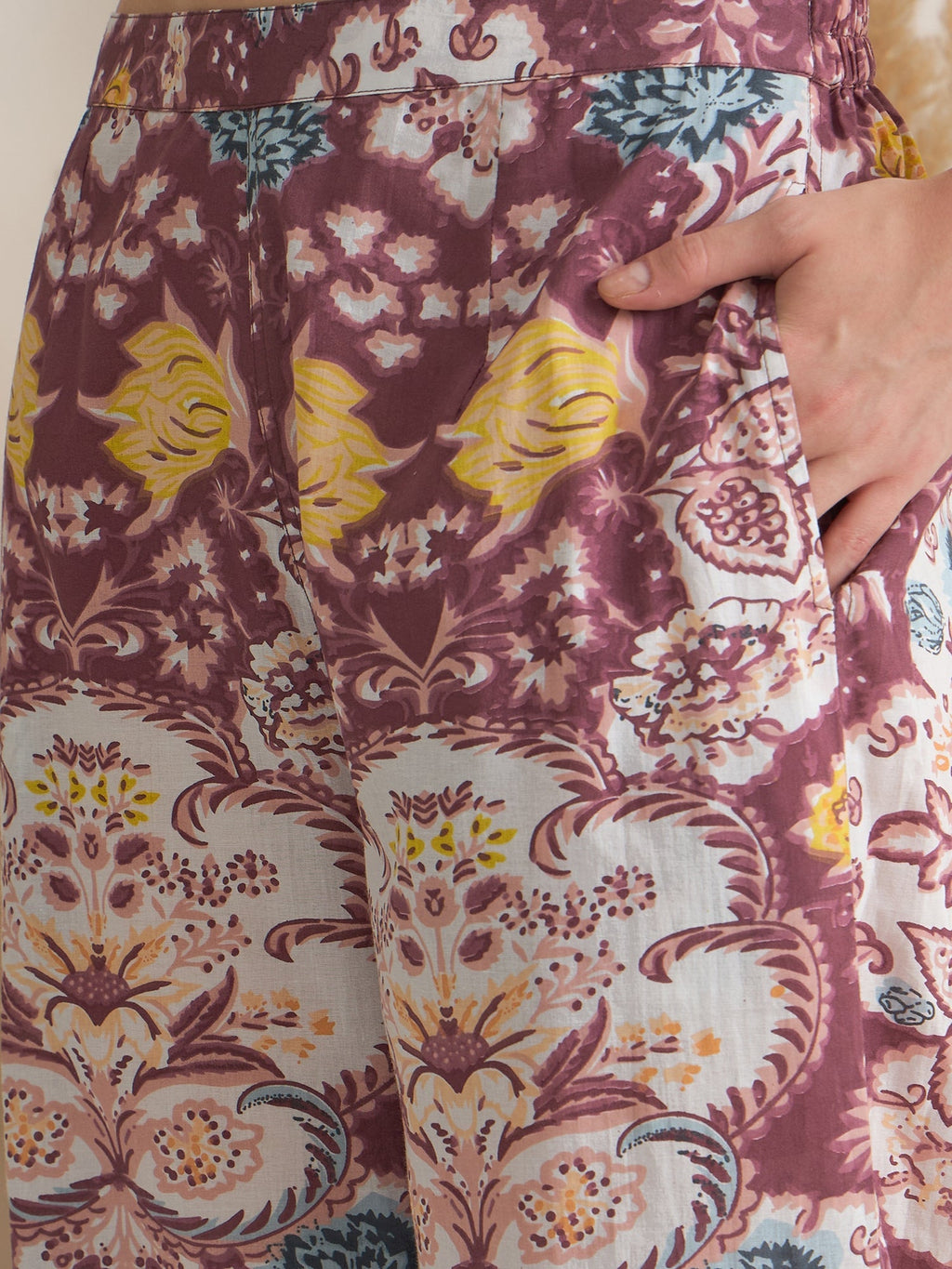 Rust V-Neck Pure Cotton Printed Night Suit for Women - SanskrutiHomes 