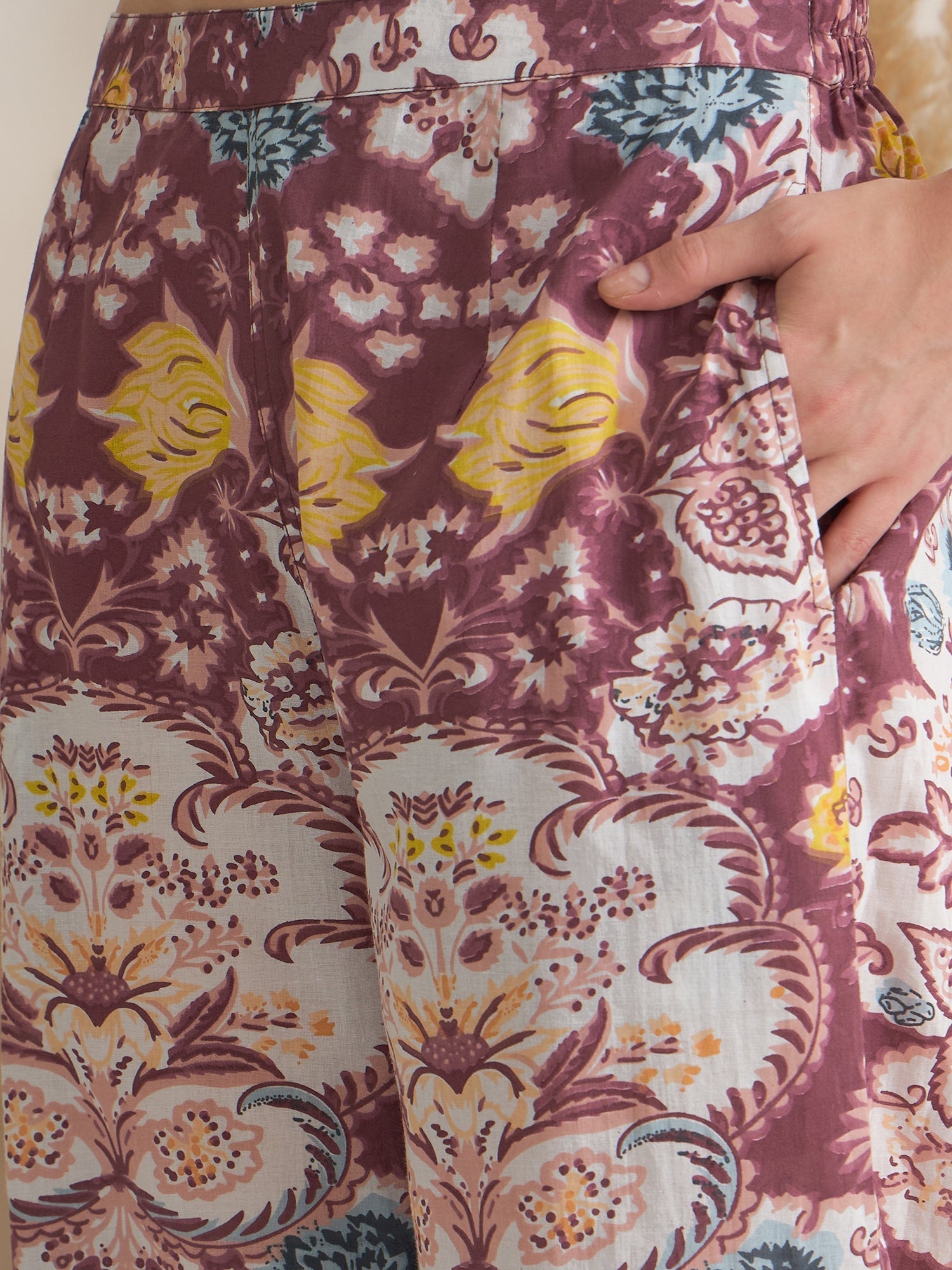 Rust V-Neck Pure Cotton Printed Night Suit for Women - SanskrutiHomes 