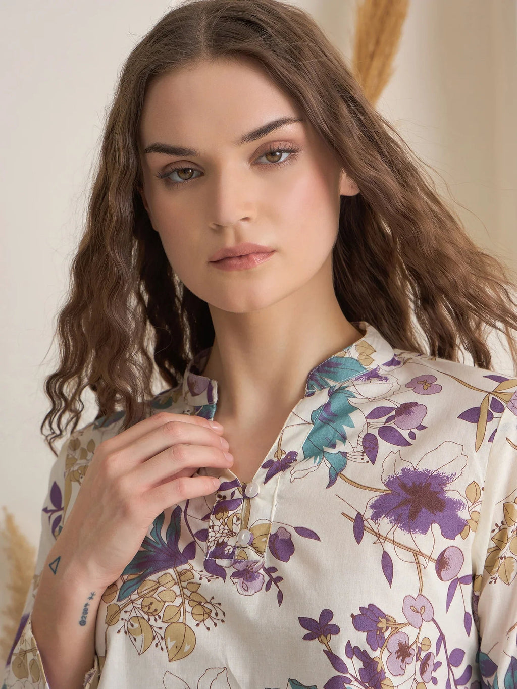 White V-Neck Pure Cotton Printed Night Suit for Women - SanskrutiHomes 