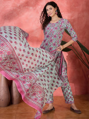 Green Pure Cotton Calf Length Round Neck Kurta Set For Women