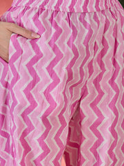Pink Pure Cotton Round Neck Floral Kurta Set For Women