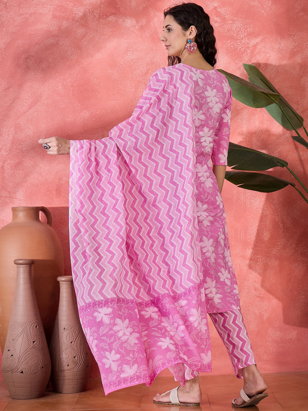 Pink Pure Cotton Round Neck Floral Kurta Set For Women