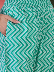 Sea Green Pure Cotton V-Neck Floral Kurta Set For Women