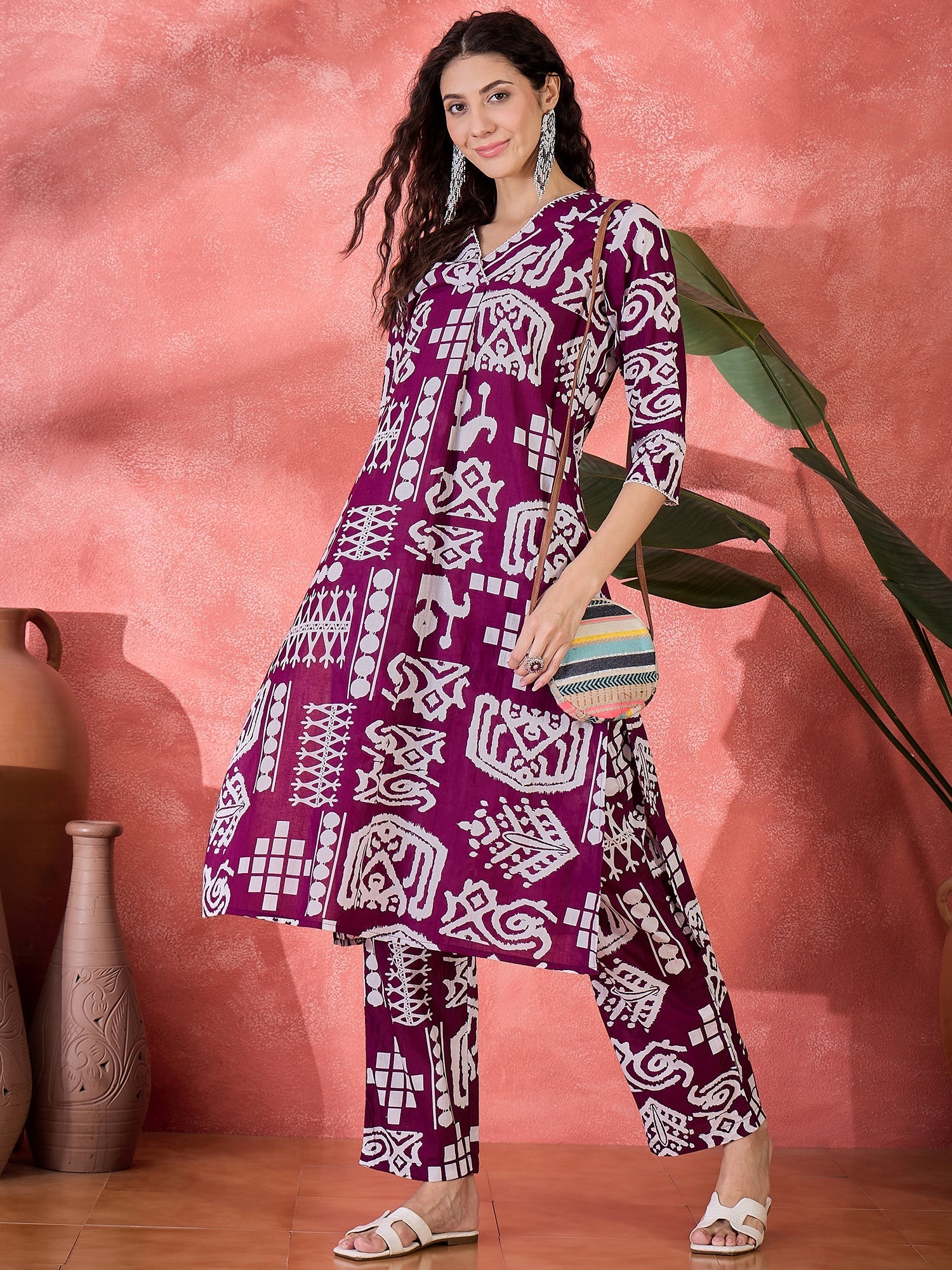 Purple Pure Cotton V-Neck Geometric Kurta Set For Women