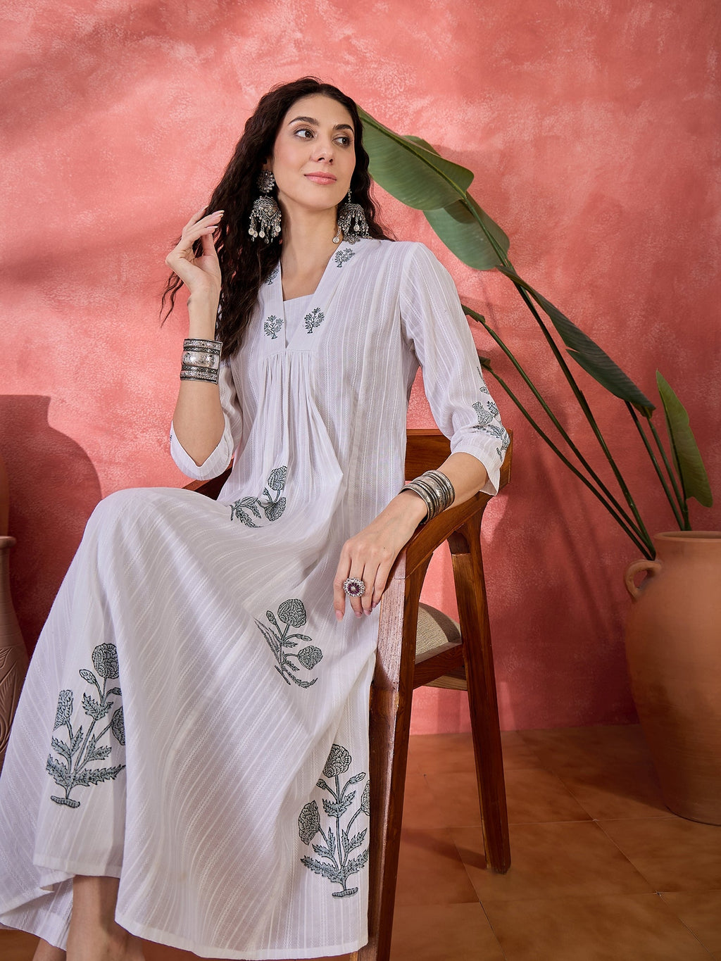 White Pure Cotton V-Neck Floral Kurta Set For Women