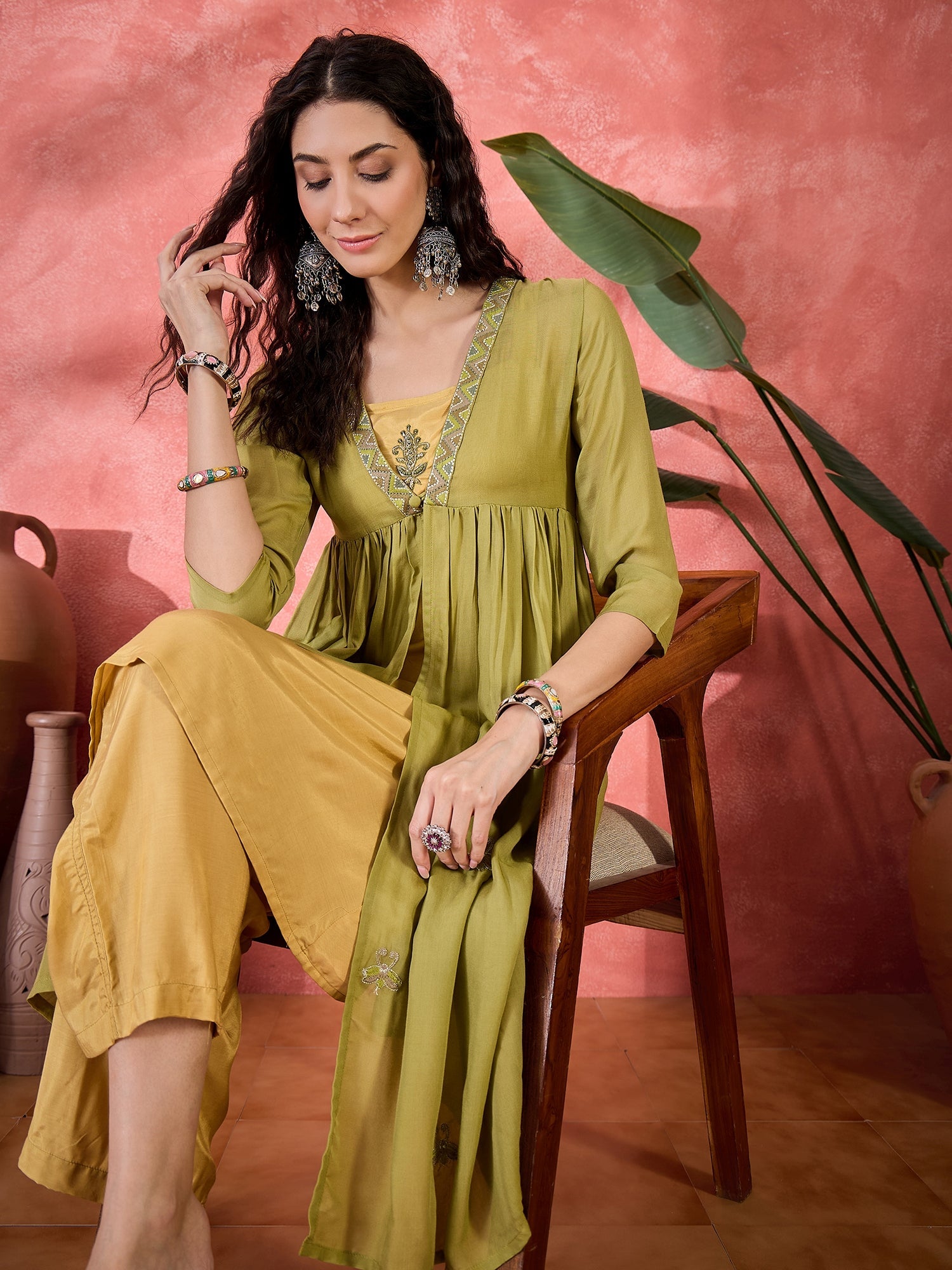 Green Viscose Calf Length V-Neck Kurta Set For Women