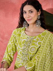 Yellow Pure Cotton Round Neck Floral Kurta Set For Women