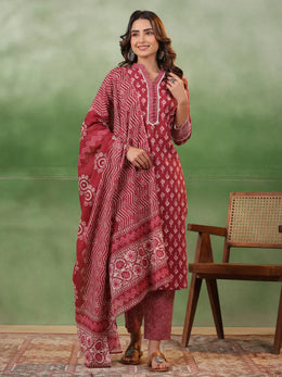 Red Floral Printed Kurta Set with Dupatta - SanskrutiHomes 