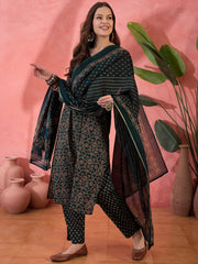 Green Floral Printed Kurta Set for Women - SanskrutiHomes 