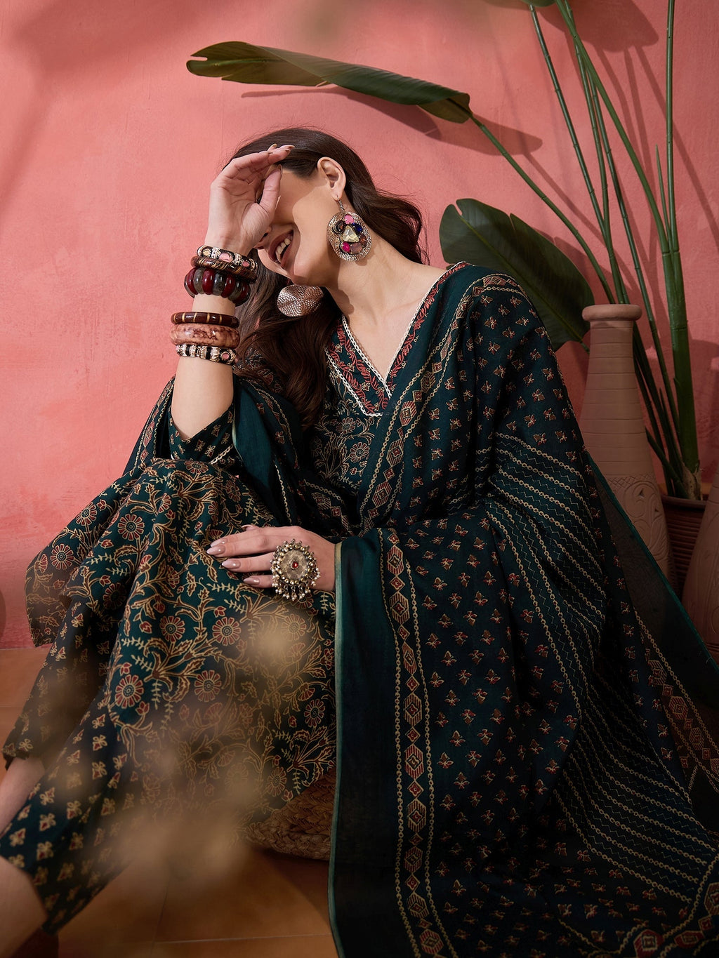 Green Floral Printed Kurta Set for Women - SanskrutiHomes 