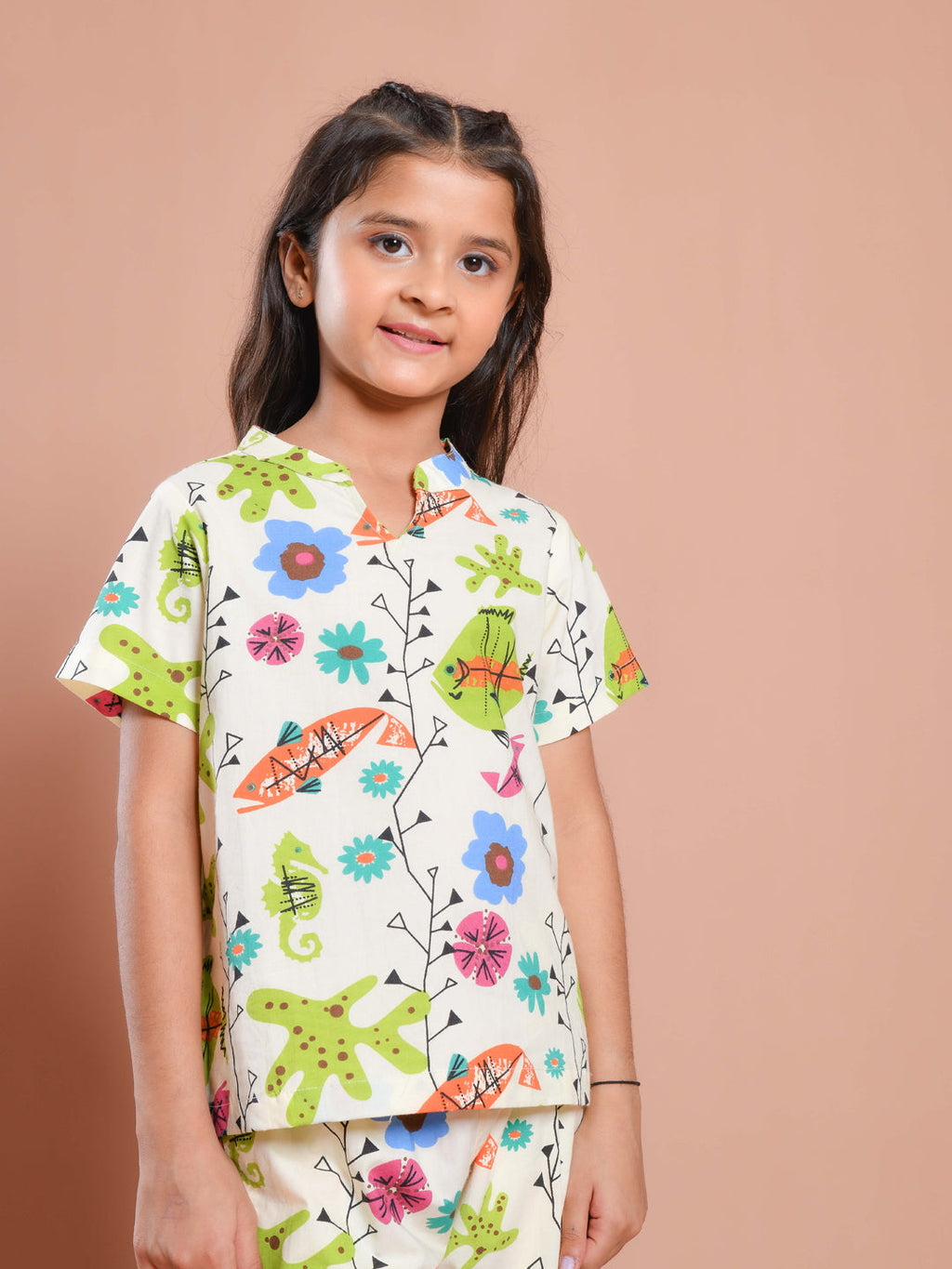 White Floral Printed Round Neck Night Suit Set - SanskrutiHomes 