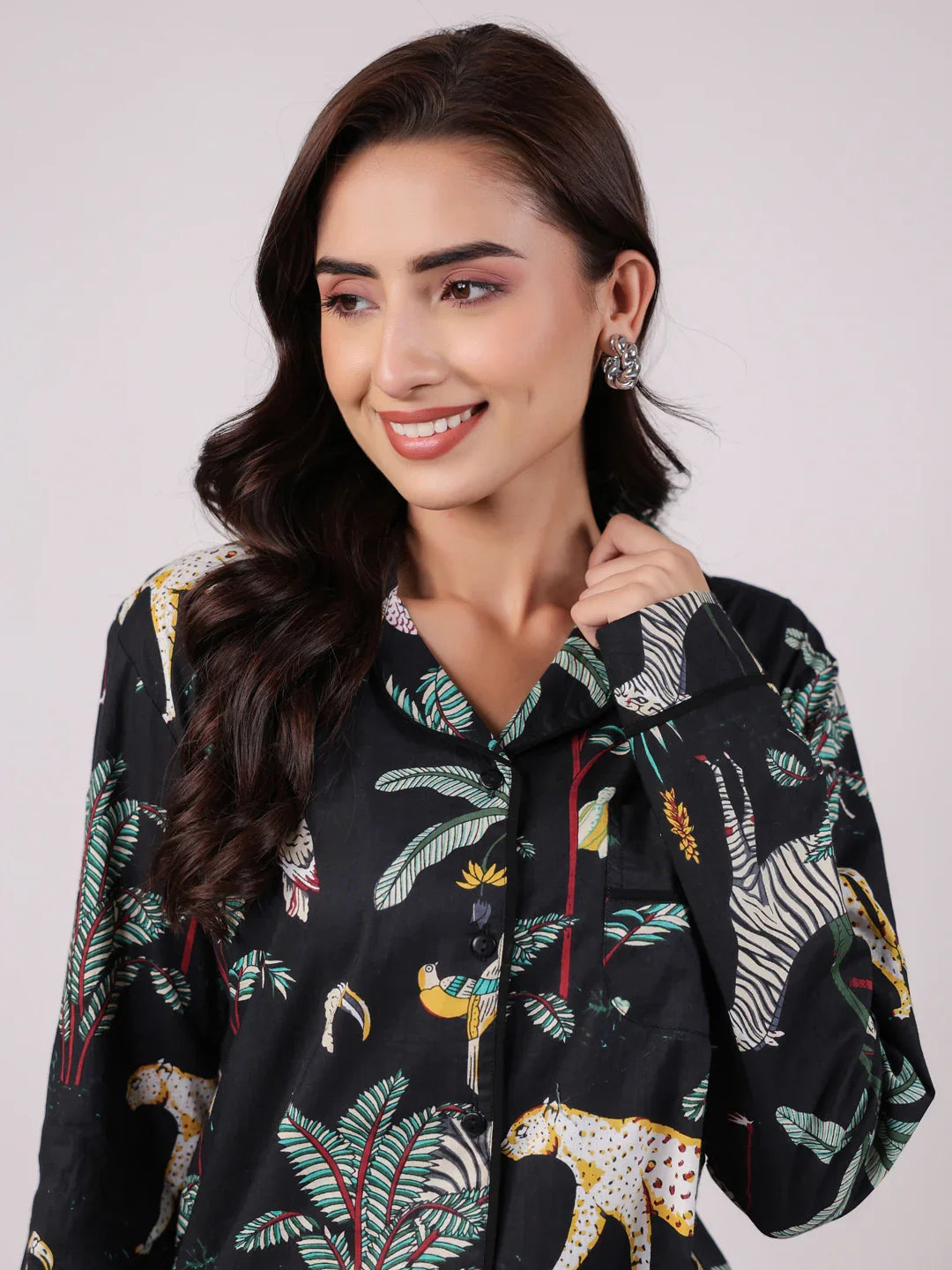 Black Animal Printed Night Suit Set for Women - SanskrutiHomes 