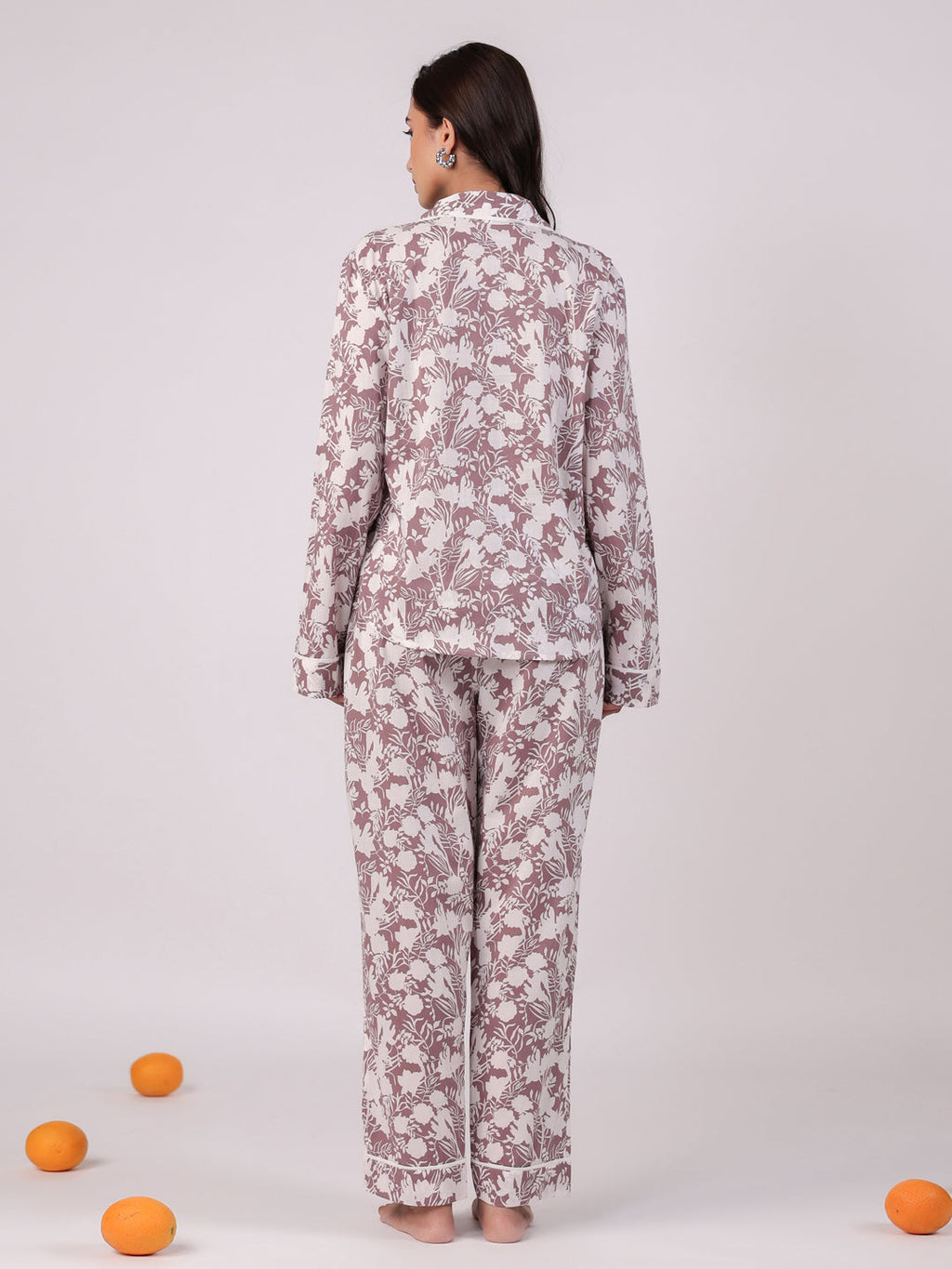 White Flower Printed Night Suit Set - SanskrutiHomes 