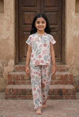 Multi Color Leaf Print Round Neck Cotton Night Suit For Kids