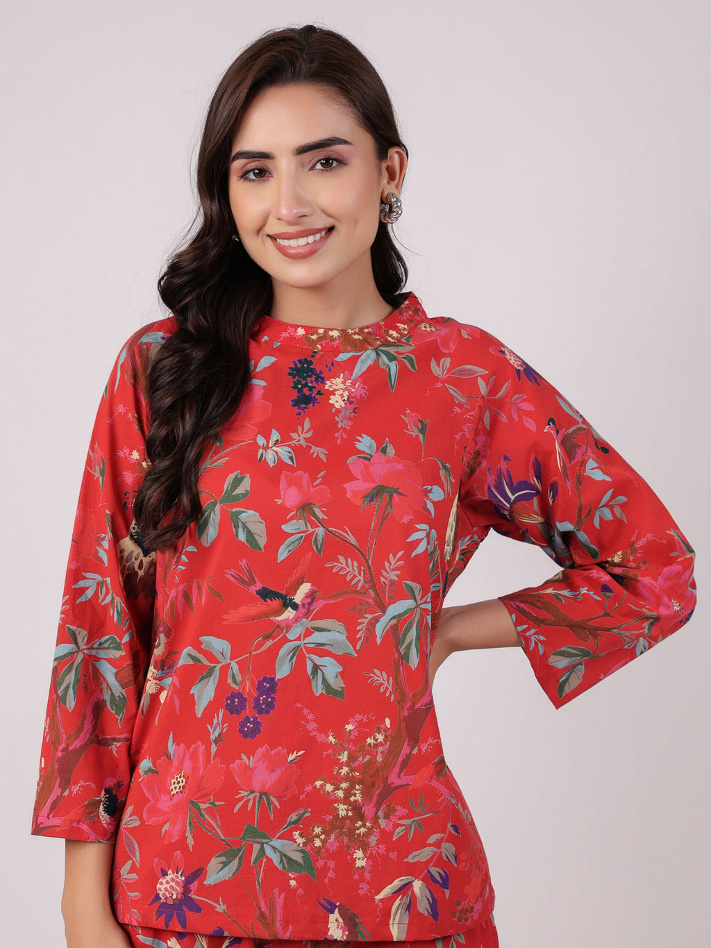 Red Flower Round Neck Night Suit Set - SanskrutiHomes 
